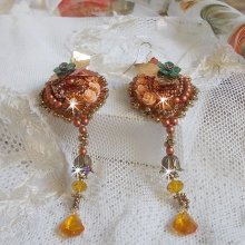 BO Souffle d'Automne chic Etnico ricamato con cristalli Swarovski, due cabochon di vetro bohémien degli anni '60, rose di resina e perle di seme
